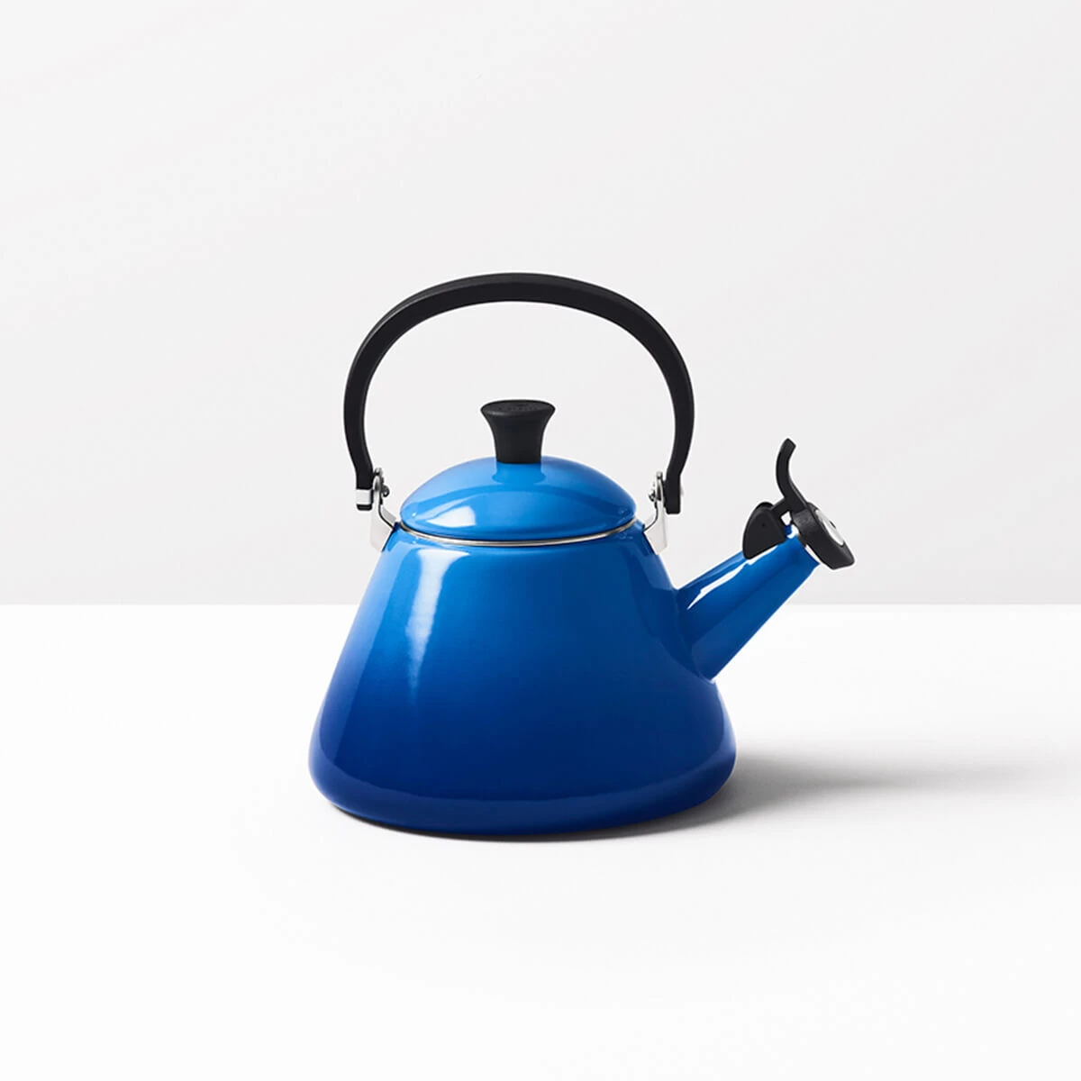 Le Creuset Kone Fluitketel 1,6 Liter Staal Azure - Afbeelding 3